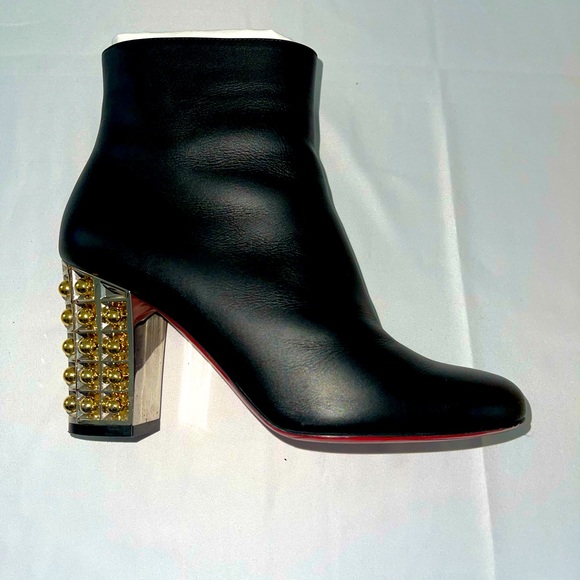 Christian Louboutin Vasa Booty with chrome and gold heels. - Picture 11 of 11